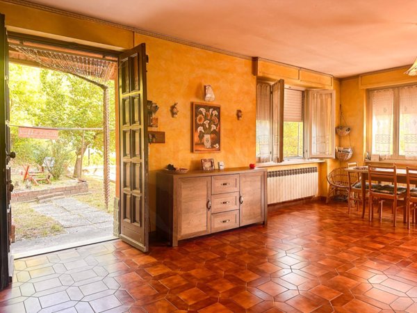 casa indipendente in vendita ad Alice Bel Colle