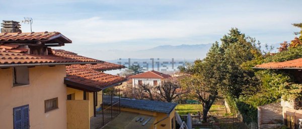 casa indipendente in vendita a Viverone