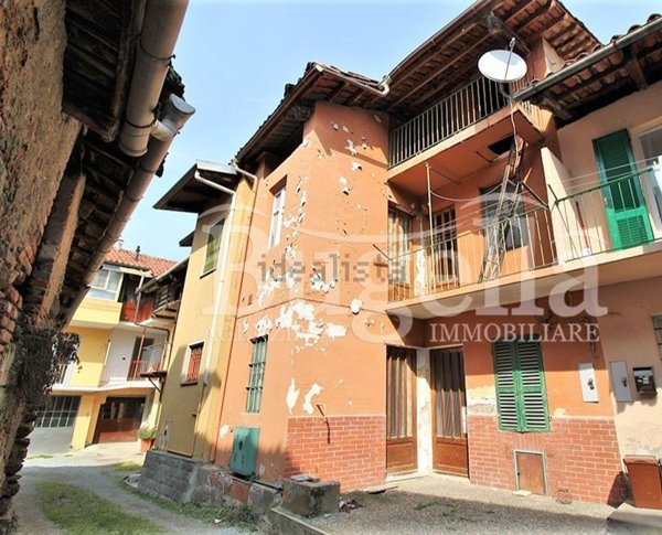 casa indipendente in vendita a Viverone