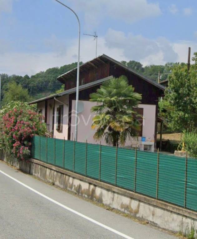 casa indipendente in vendita a Viverone