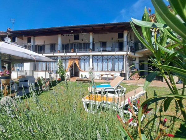 casa indipendente in vendita a Viverone
