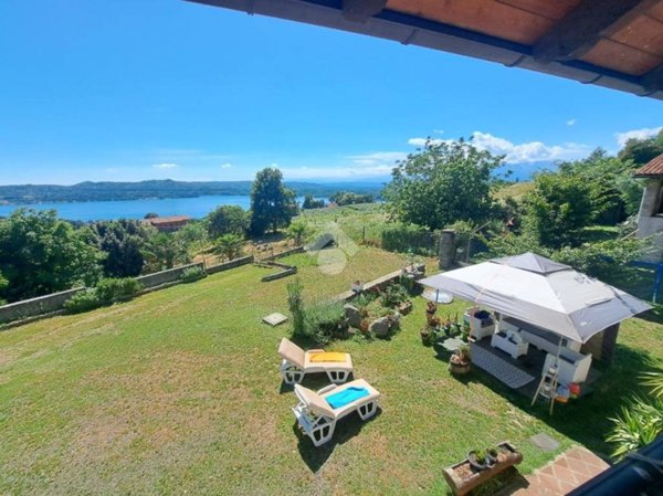 casa indipendente in vendita a Viverone in zona Bertignano