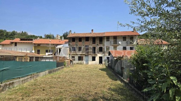 casa indipendente in vendita a Zimone