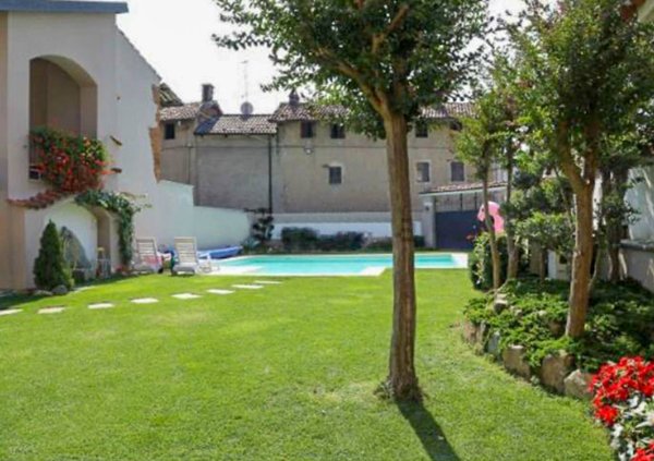 casa indipendente in vendita a Zimone