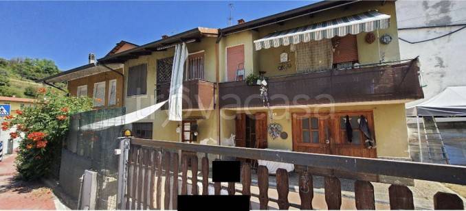 casa indipendente in vendita a Zimone