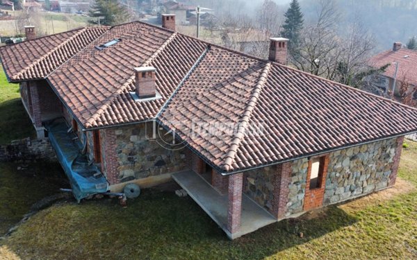 casa indipendente in vendita a Zubiena