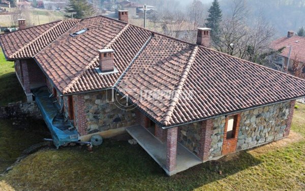 casa indipendente in vendita a Zubiena
