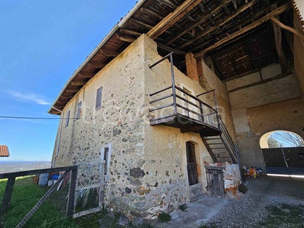 casa indipendente in vendita a Zubiena