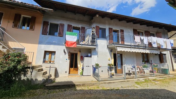 casa indipendente in vendita a Zubiena