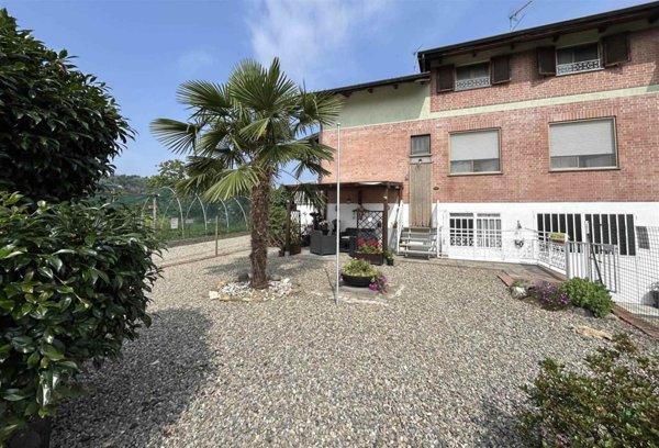 casa indipendente in vendita a Zubiena