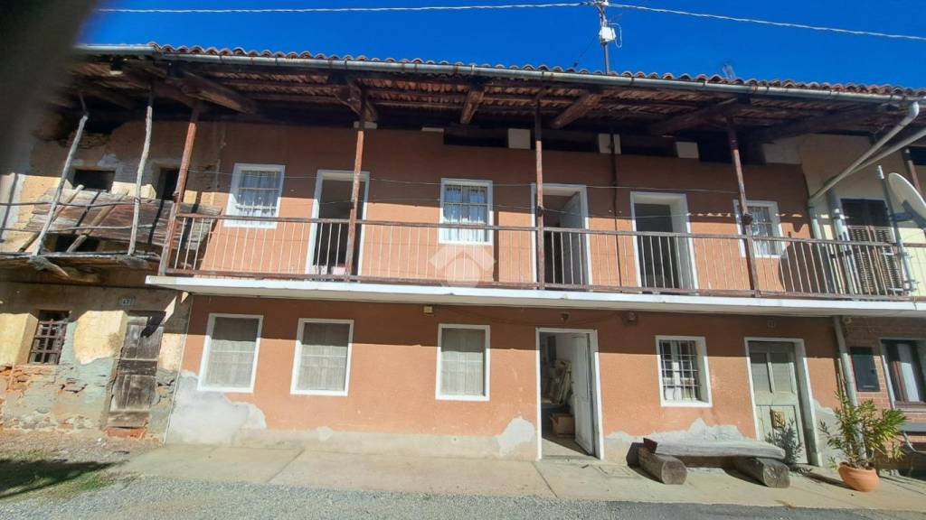 casa indipendente in vendita a Zubiena