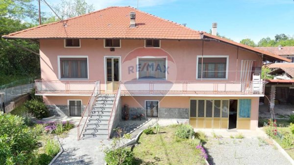 casa indipendente in vendita a Zubiena