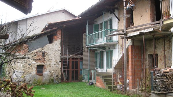 casale in vendita a Zubiena