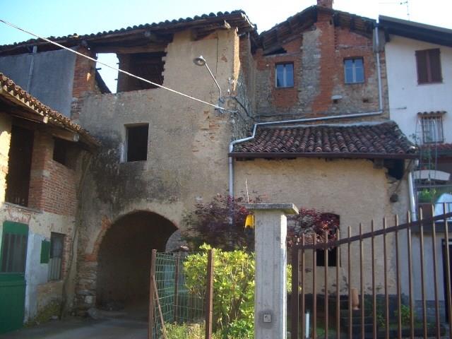 casa indipendente in vendita a Zubiena