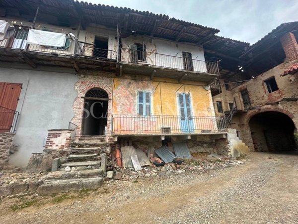 casa indipendente in vendita a Zubiena