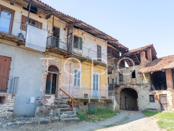 casa indipendente in vendita a Zubiena