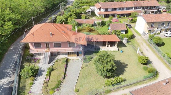 casa indipendente in vendita a Zubiena