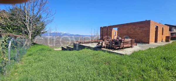 casa indipendente in vendita a Zubiena