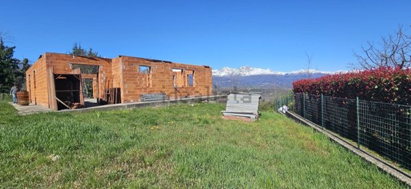 casa indipendente in vendita a Zubiena