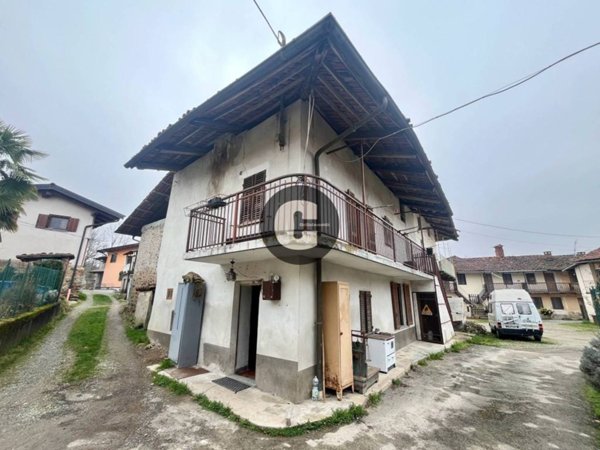 casa indipendente in vendita a Zubiena