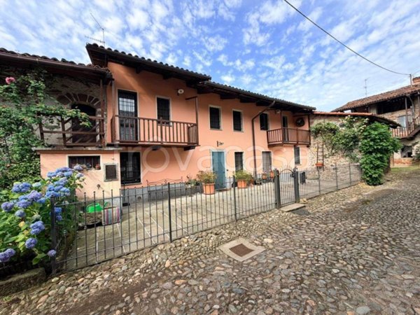 casa indipendente in vendita a Zubiena
