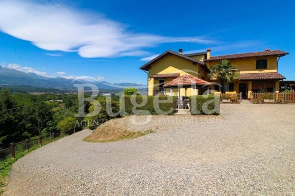 casa indipendente in vendita a Zubiena