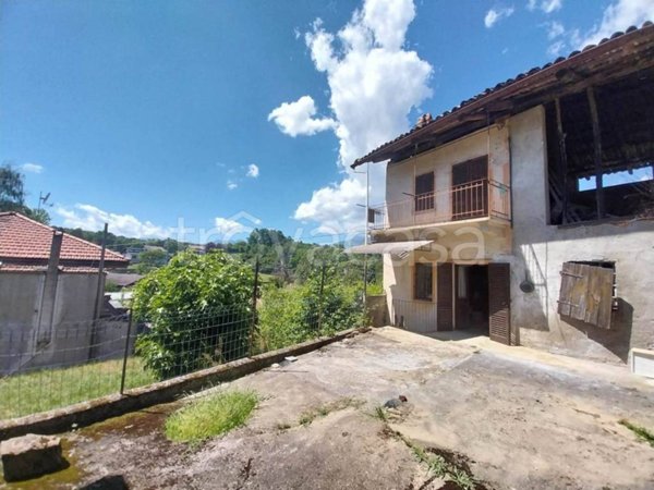 casa indipendente in vendita a Zubiena