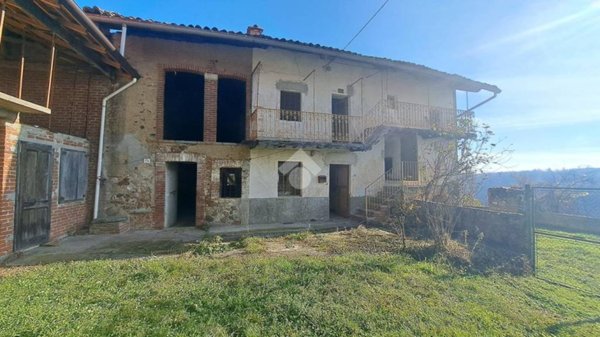 casa indipendente in vendita a Zubiena