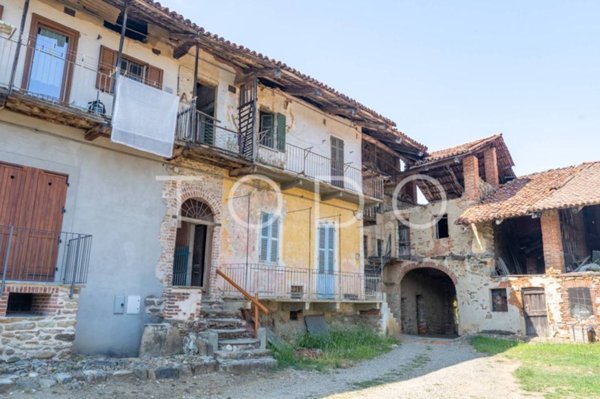 casa indipendente in vendita a Zubiena