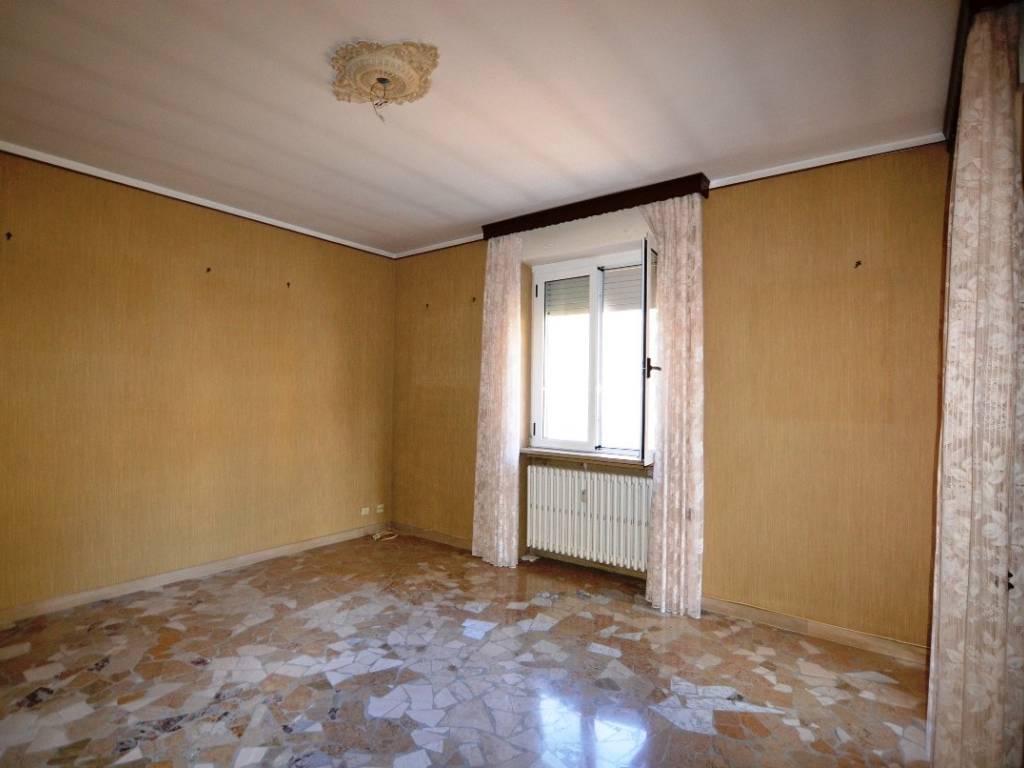 appartamento in vendita a Zumaglia