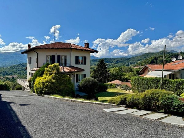 casa indipendente in vendita a Zumaglia