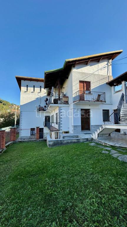appartamento in vendita a Zumaglia