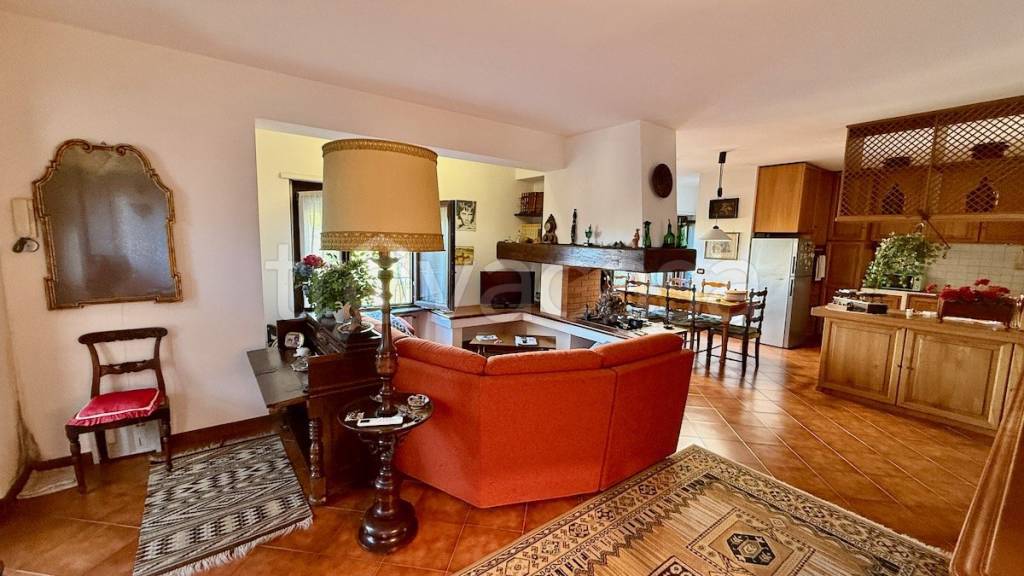 appartamento in vendita a Zumaglia