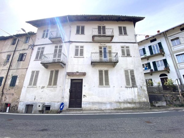 casa indipendente in vendita a Lessona in zona Crosa