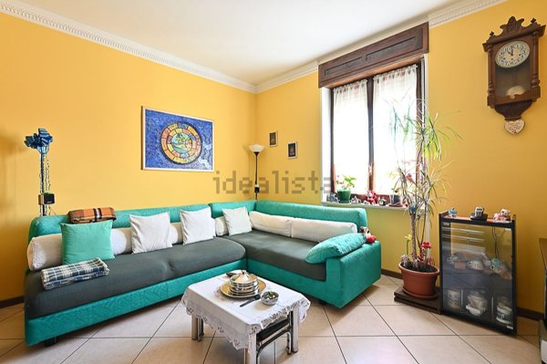 casa indipendente in vendita a Lessona