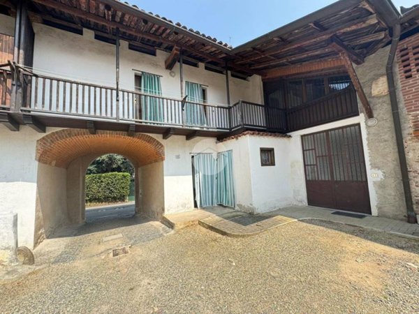 casa indipendente in vendita a Lessona in zona Capovilla