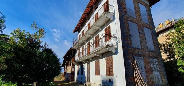 casa indipendente in vendita a Lessona