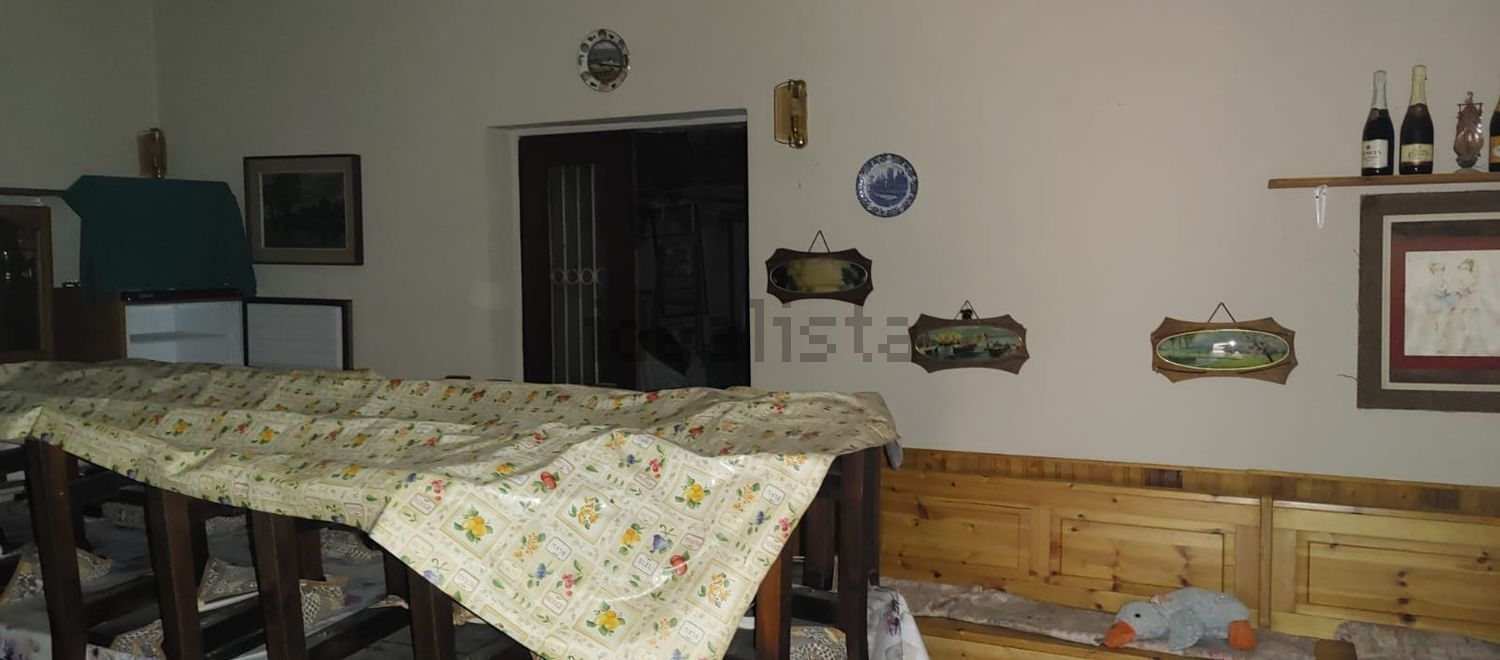 casa indipendente in vendita a Lessona