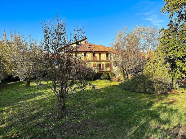 casa indipendente in vendita a Lessona in zona Capovilla