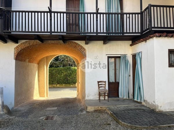 casa indipendente in vendita a Lessona in zona Capovilla