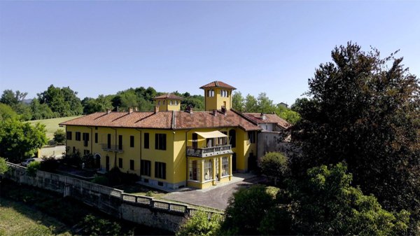 casa indipendente in vendita a Lessona in zona Allacqua