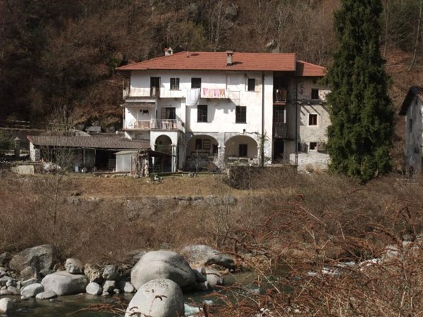 casa indipendente in vendita a Campiglia Cervo