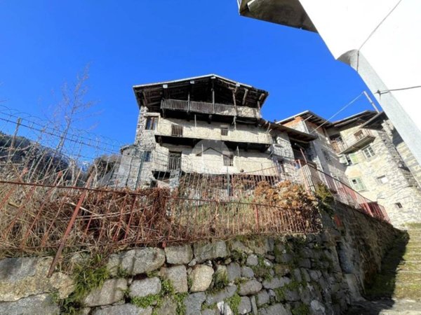 casa semindipendente in vendita a Campiglia Cervo