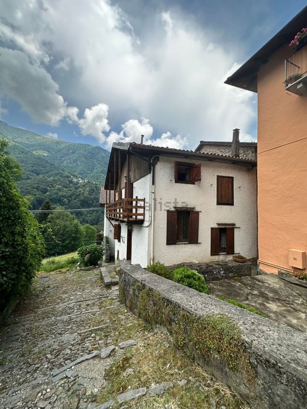 casa semindipendente in vendita a Campiglia Cervo