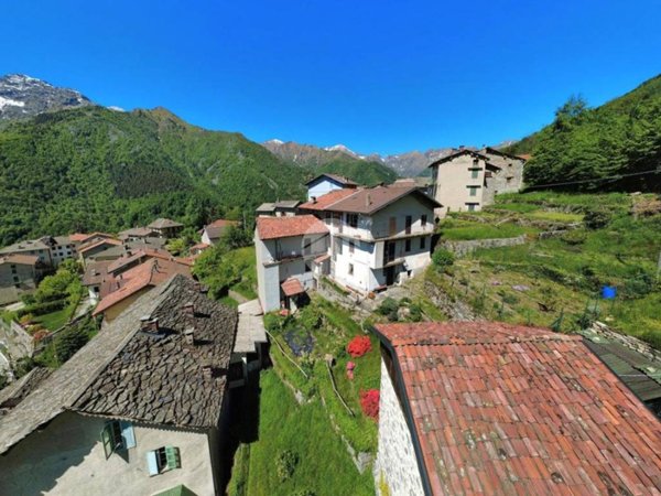 casa semindipendente in vendita a Campiglia Cervo