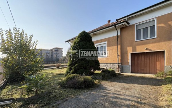 casa indipendente in vendita a Quaregna Cerreto in zona Quaregna