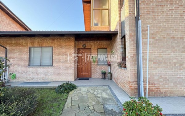 casa indipendente in vendita a Quaregna Cerreto in zona Quaregna