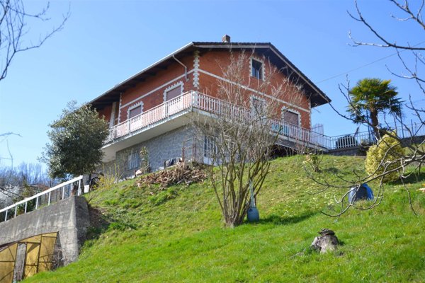 casa indipendente in vendita a Quaregna Cerreto in zona Quaregna