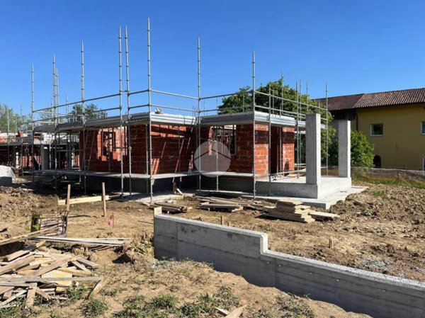 casa indipendente in vendita a Quaregna Cerreto