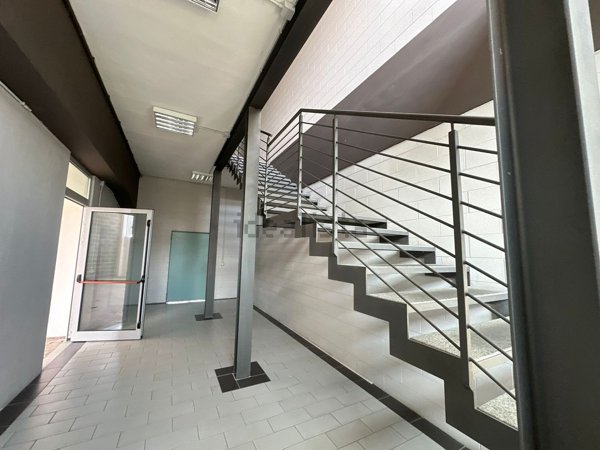 locale commerciale in vendita a Quaregna Cerreto